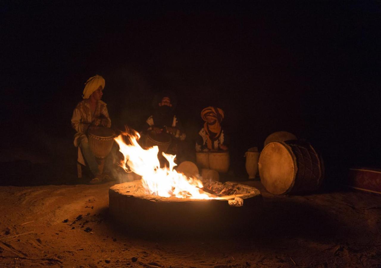 ホテル Sahara Relax Camps ザゴラ エクステリア 写真